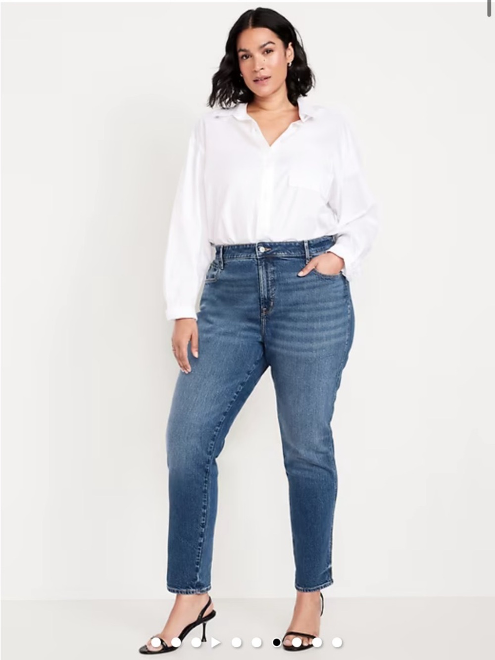 Old Navy High-Rise Straight Jeans in Blue Denim